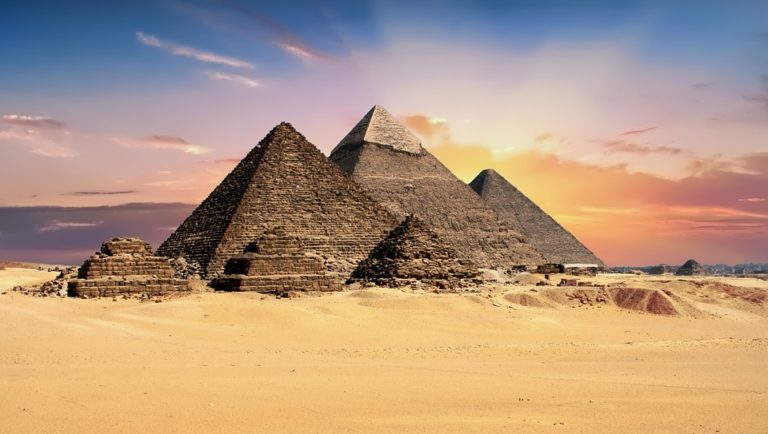 Hrobka u Egyptských pyramid
