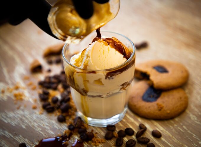 Léto nekončí! Připravte si osvěžující kávové drinky