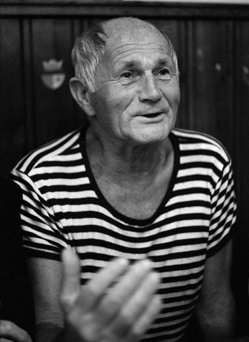 Bohumil Hrabal na portrétu Hany Hamplové z roku 1985.